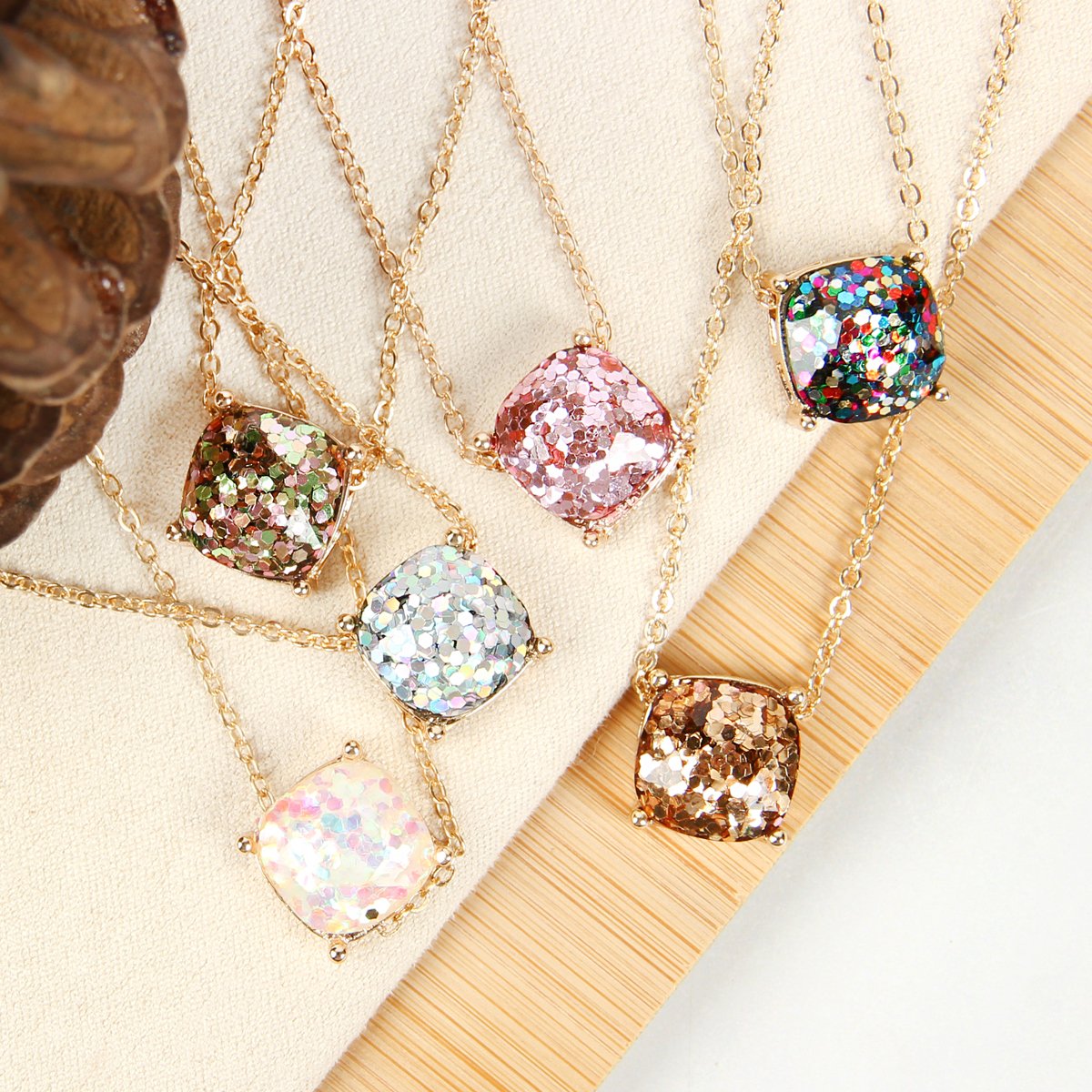 Rhinestone Glitter Necklace